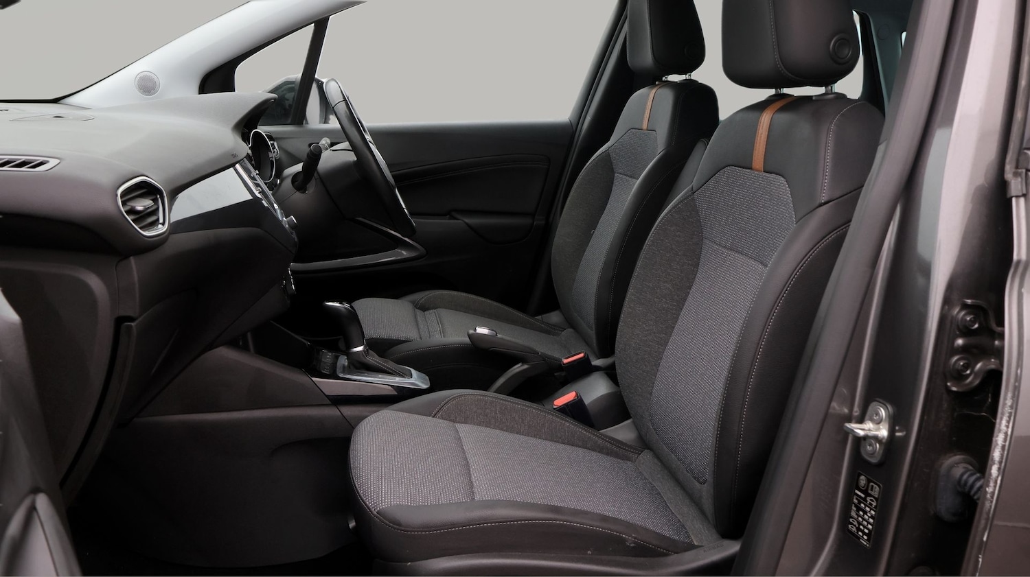 Used Vauxhall Crossland 2021 for sale - 77668349: Photo 14