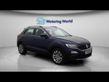 Used Volkswagen T-Roc 2018 for sale - 74908687: Photo