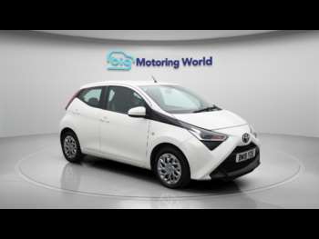 2019 (19) - 1.0 VVT-i X-Play 5dr x-shift