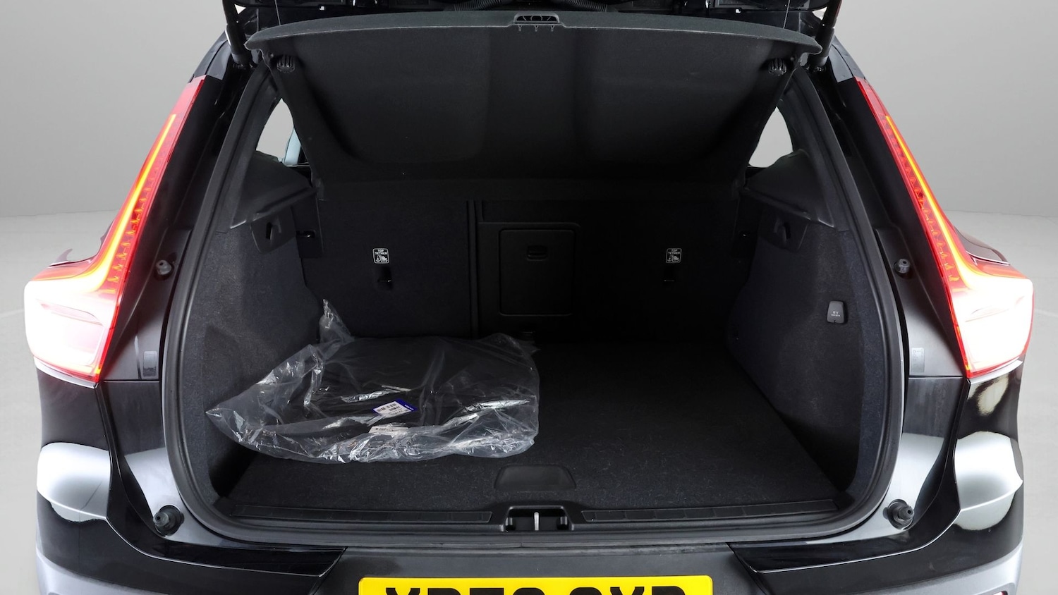 Used Volvo XC40 2022 for sale - 77365488: Photo 17