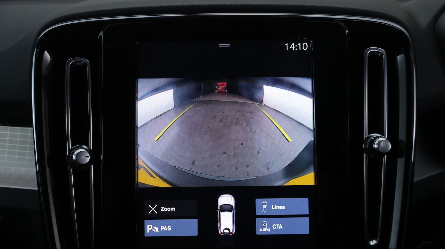 Used Volvo XC40 2022 for sale - 77365488: Photo 24