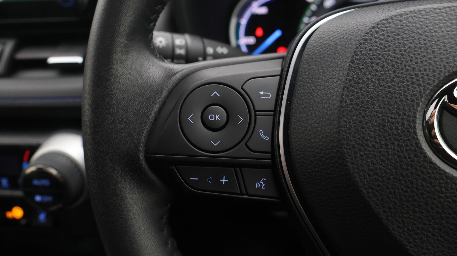 Used Toyota RAV4 2022 for sale - 76485158: Photo 25