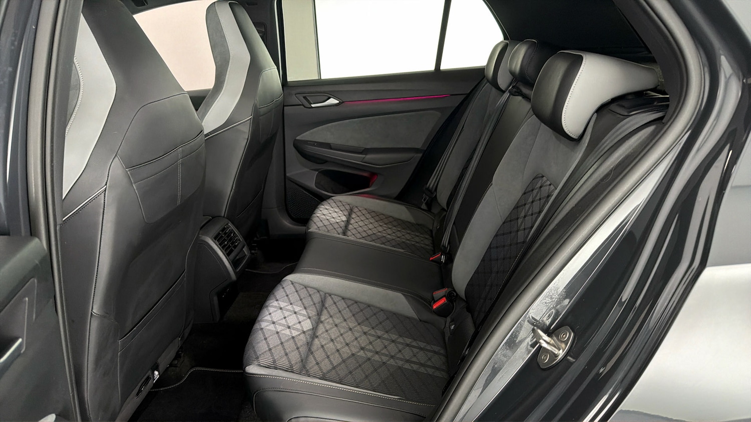 Used Volkswagen Golf 2024 for sale - 77888526: Photo 7