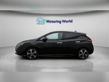 Used Nissan Leaf 2022 for sale - 77325928: Photo