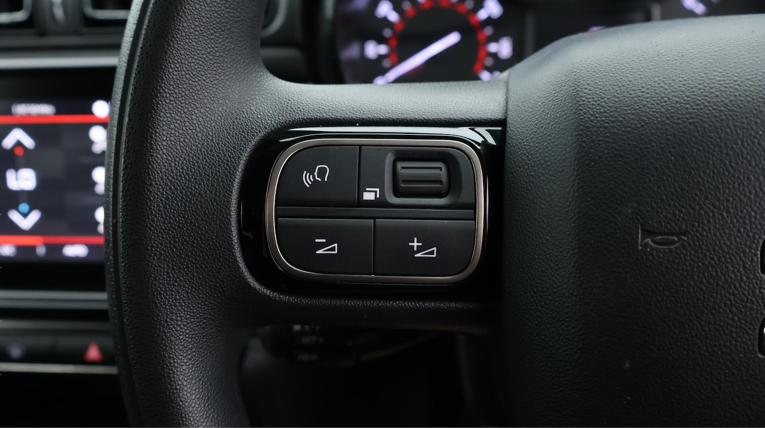 Used Citroen C3 2023 for sale - 76620129: Photo 23