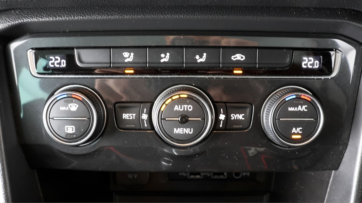 Used Volkswagen Tiguan 2018 for sale - 77951175: Photo 12