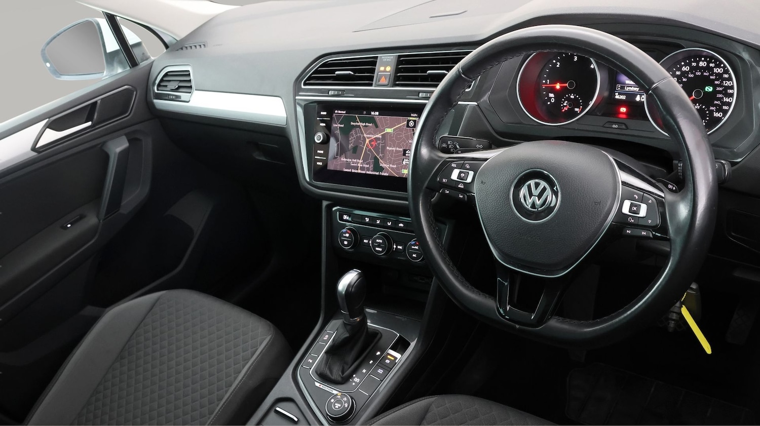 Used Volkswagen Tiguan 2018 for sale - 77951175: Photo 9