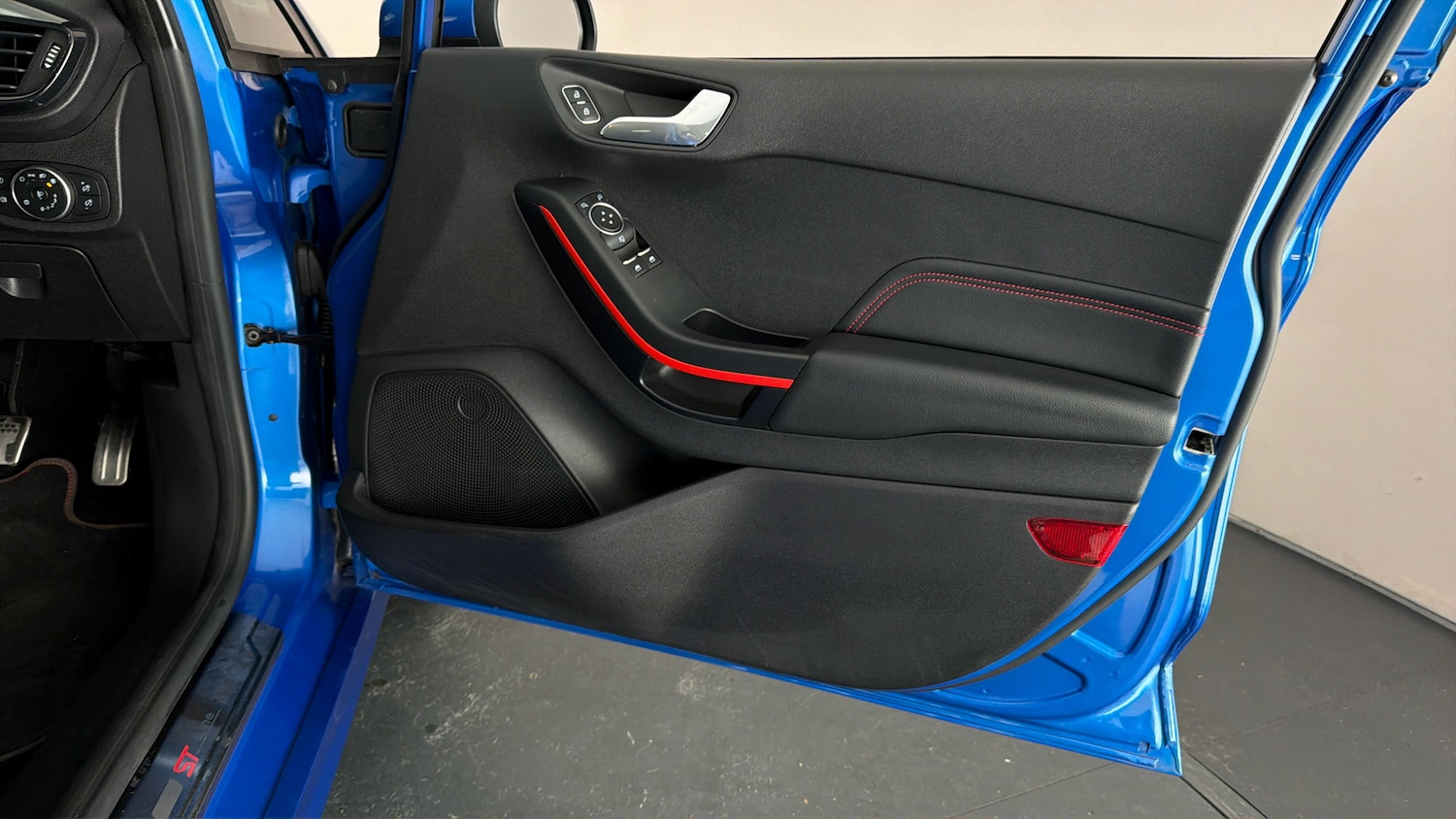 Used Ford Fiesta 2019 for sale - 78015989: Photo 14