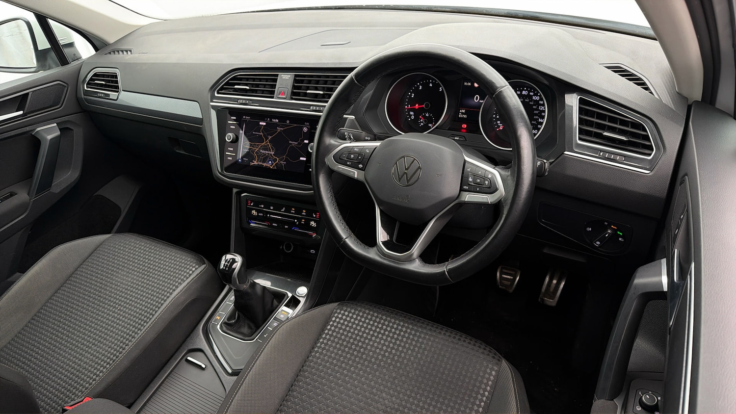 Used Volkswagen Tiguan 2022 for sale - 78027591: Photo 9