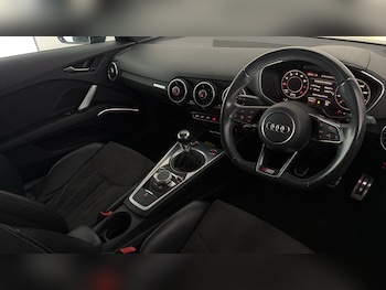Used Audi TT 2017 for sale - 77890136: Photo