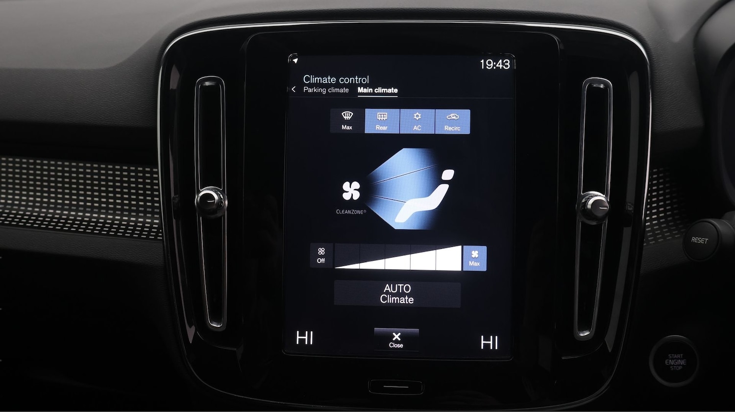 Used Volvo XC40 2021 for sale - 77377899: Photo 12