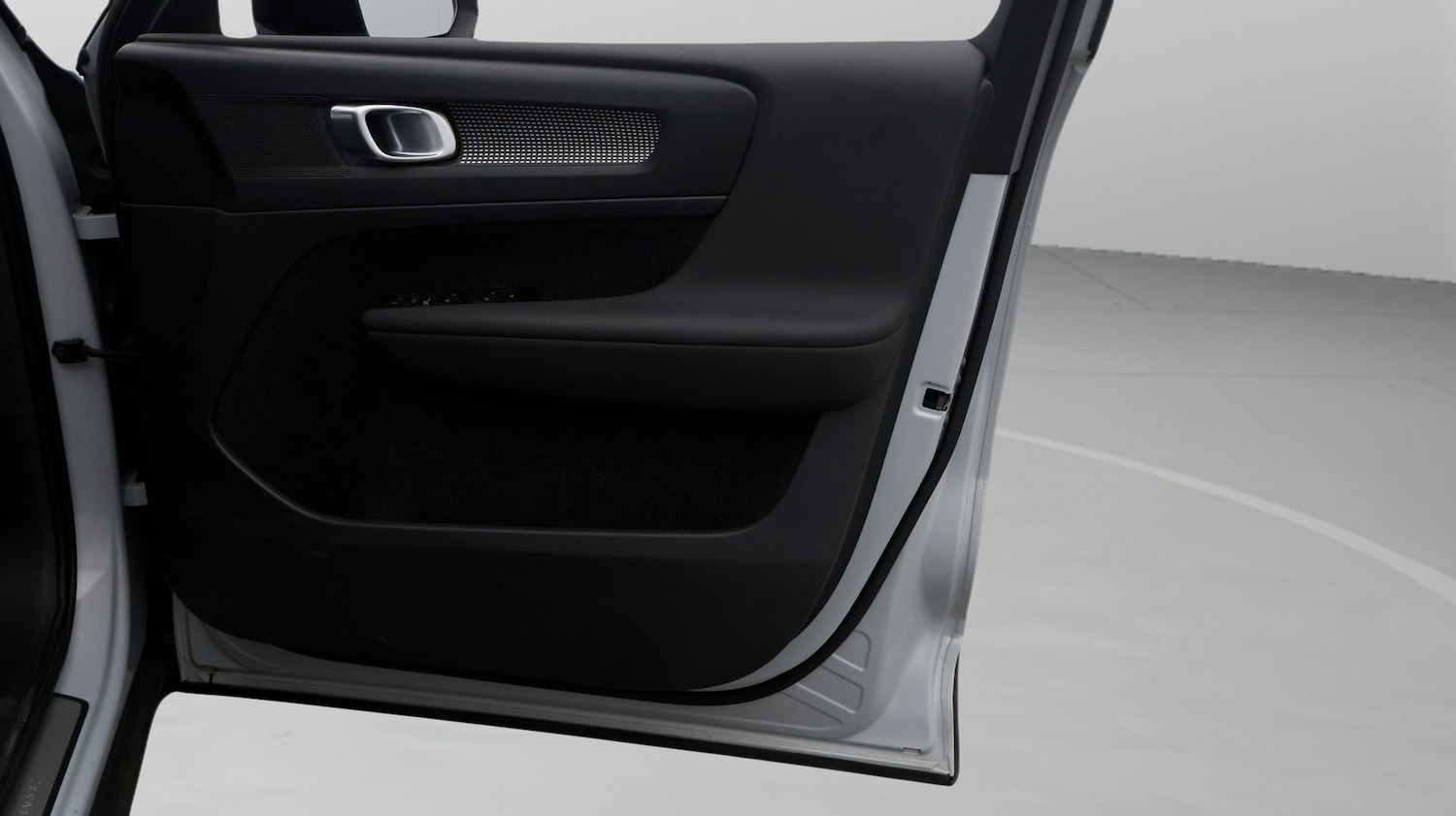 Used Volvo XC40 2021 for sale - 77377899: Photo 15