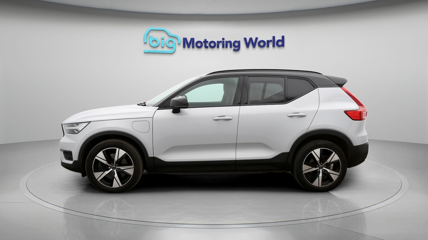 Used Volvo XC40 2021 for sale - 77377899: Photo 4
