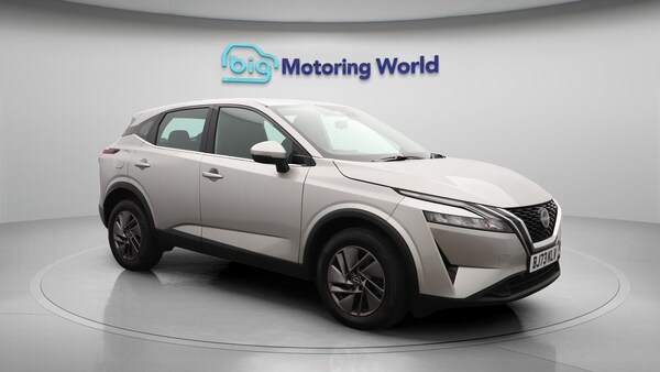 Used Nissan Qashqai 2023 for sale - 76251264: Photo 2