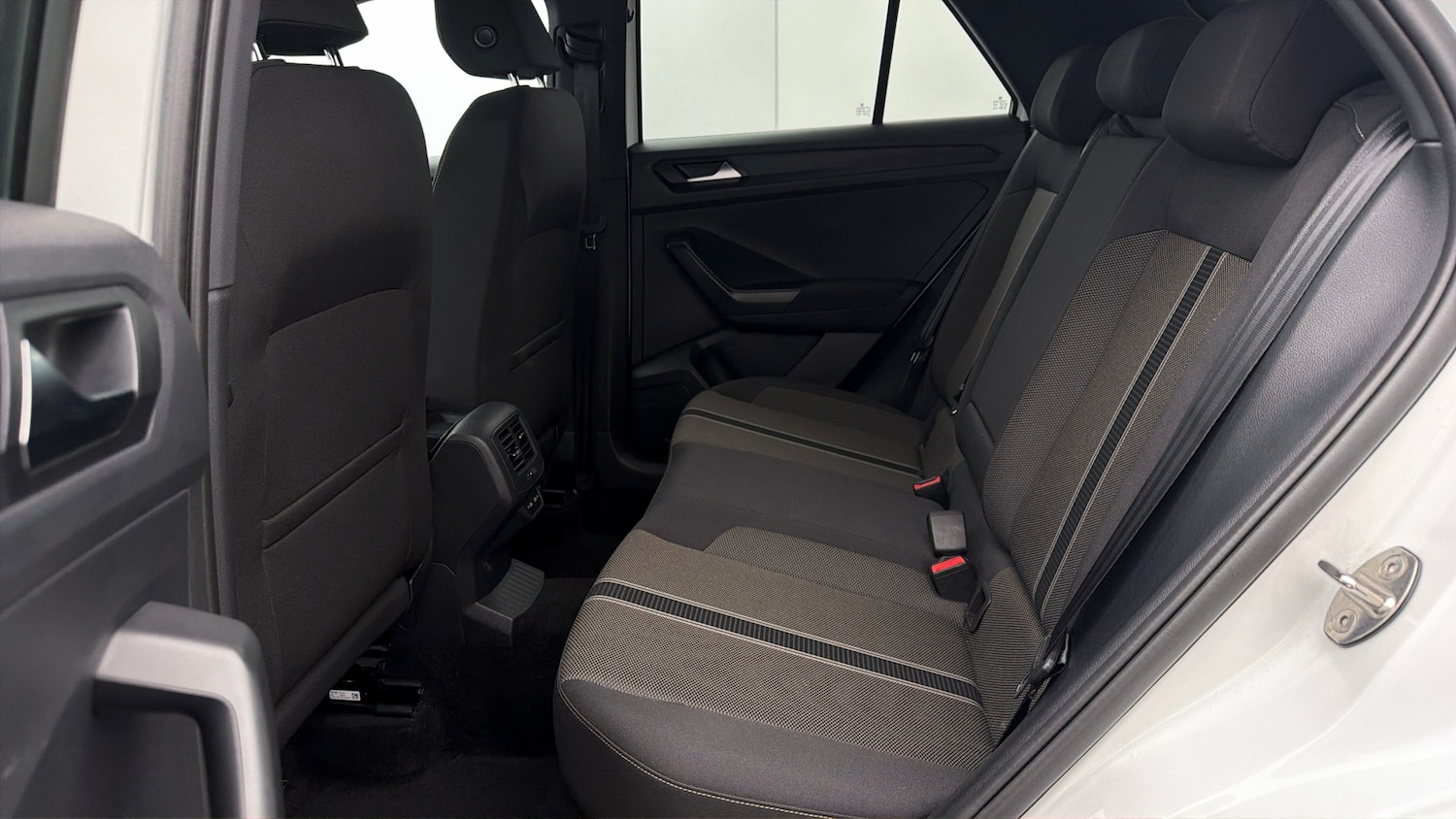 Used Volkswagen T-Roc 2021 for sale - 78040131: Photo 15