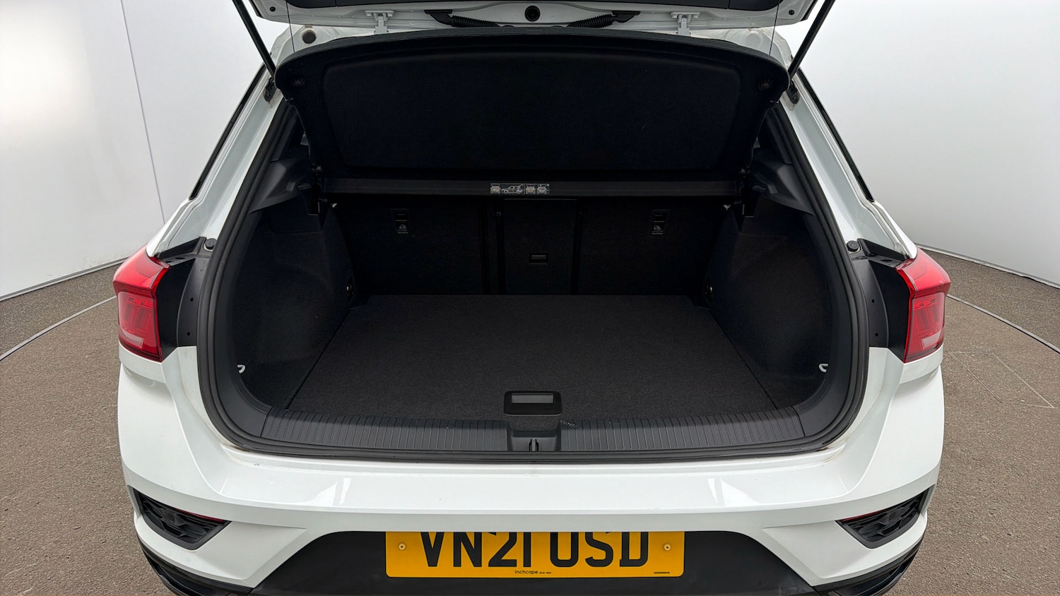 Used Volkswagen T-Roc 2021 for sale - 78040131: Photo 16