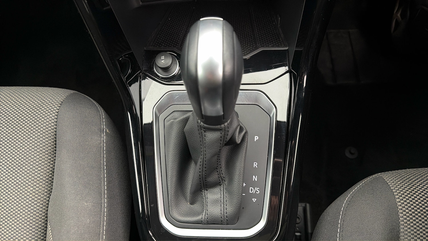 Used Volkswagen T-Roc 2021 for sale - 78040131: Photo 25