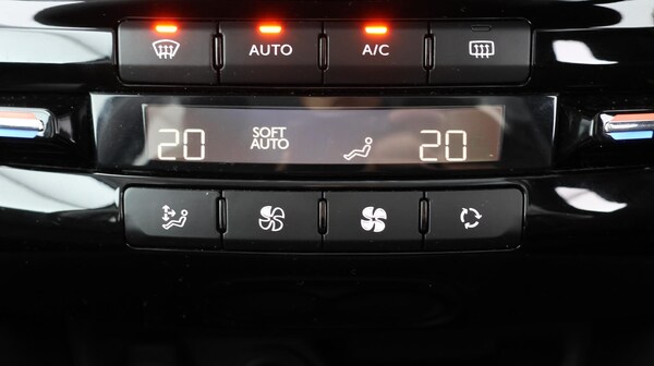 Used Peugeot 208 2019 for sale - 76314429: Photo 13