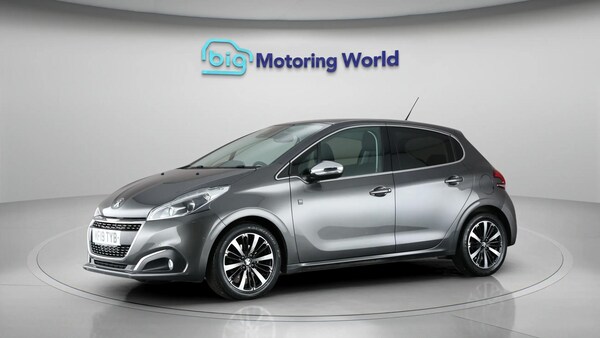 Used Peugeot 208 2019 for sale - 76314429: Photo 4
