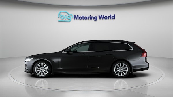 Used Volvo V90 2021 for sale - 76175330: Photo 5