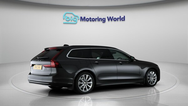 Used Volvo V90 2021 for sale - 76175330: Photo 8