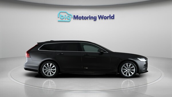 Used Volvo V90 2021 for sale - 76175330: Photo 9