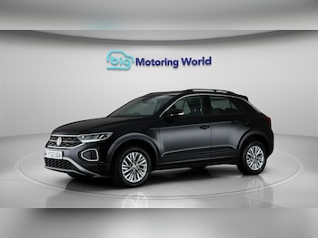 Used Volkswagen T-Roc 2022 for sale - 76121596: Photo 3
