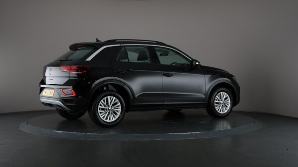 Used Volkswagen T-Roc 2022 for sale - 76121596: Photo 65