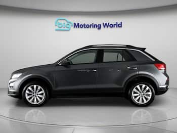 Used Volkswagen T-Roc 2019 for sale - 79614521: Photo