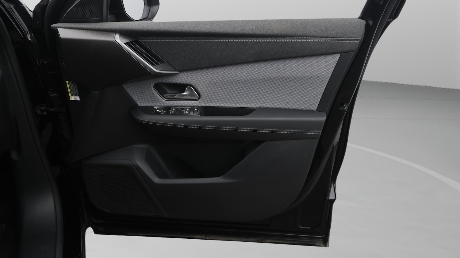 Used Vauxhall Grandland 2025 for sale - 76606911: Photo 16