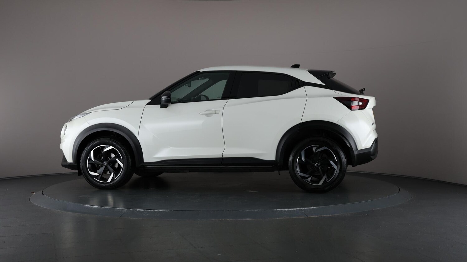 Used Nissan Juke 2023 for sale - 76137149: Photo 37