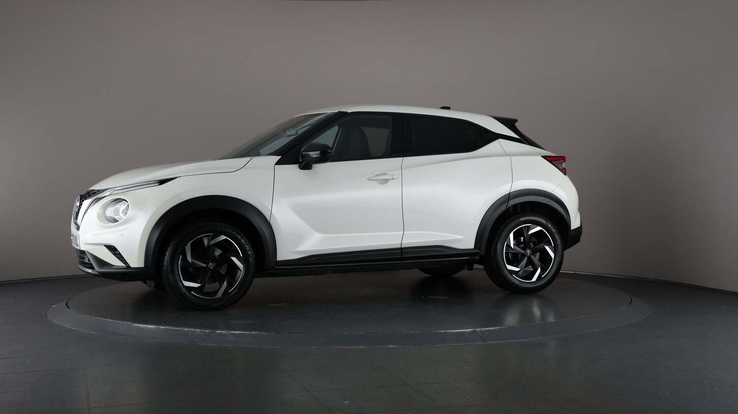 Used Nissan Juke 2023 for sale - 76137149: Photo 41