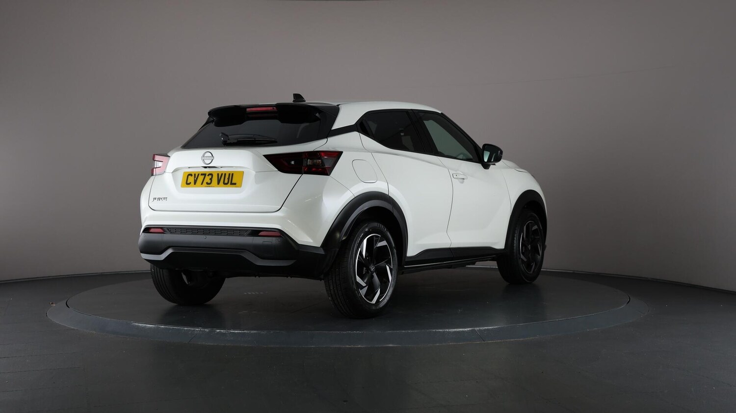 Used Nissan Juke 2023 for sale - 76137149: Photo 70