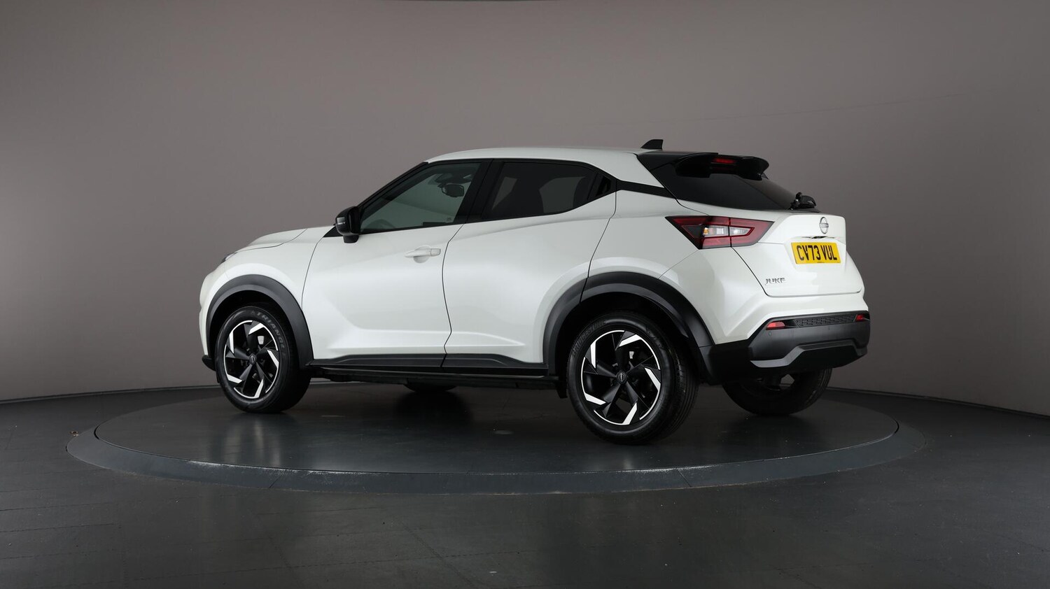 Used Nissan Juke 2023 for sale - 76137149: Photo 77