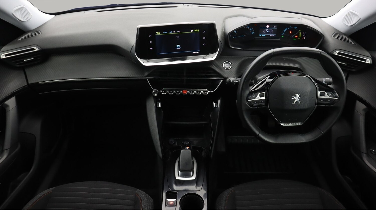 Used Peugeot 2008 2021 for sale - 77270842: Photo 13