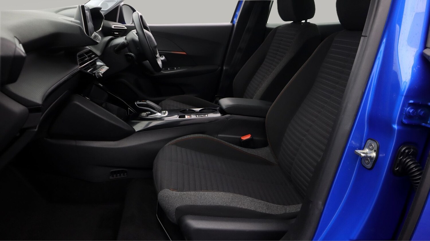 Used Peugeot 2008 2021 for sale - 77270842: Photo 14