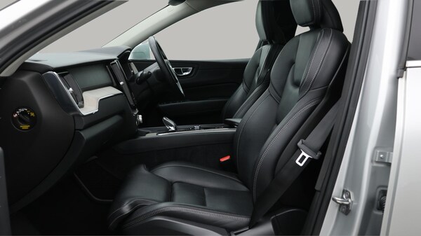 Used Volvo XC60 2020 for sale - 76213857: Photo 15