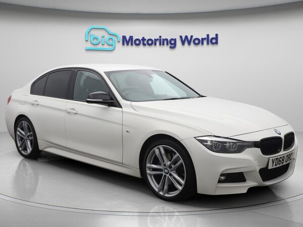 Used BMW 3 Series 2018 for sale - 76247034: Photo 1