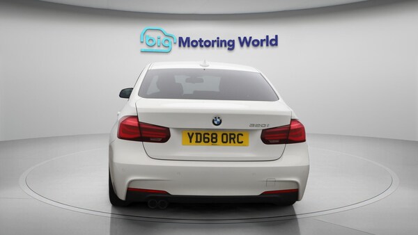 Used BMW 3 Series 2018 for sale - 76247034: Photo 7