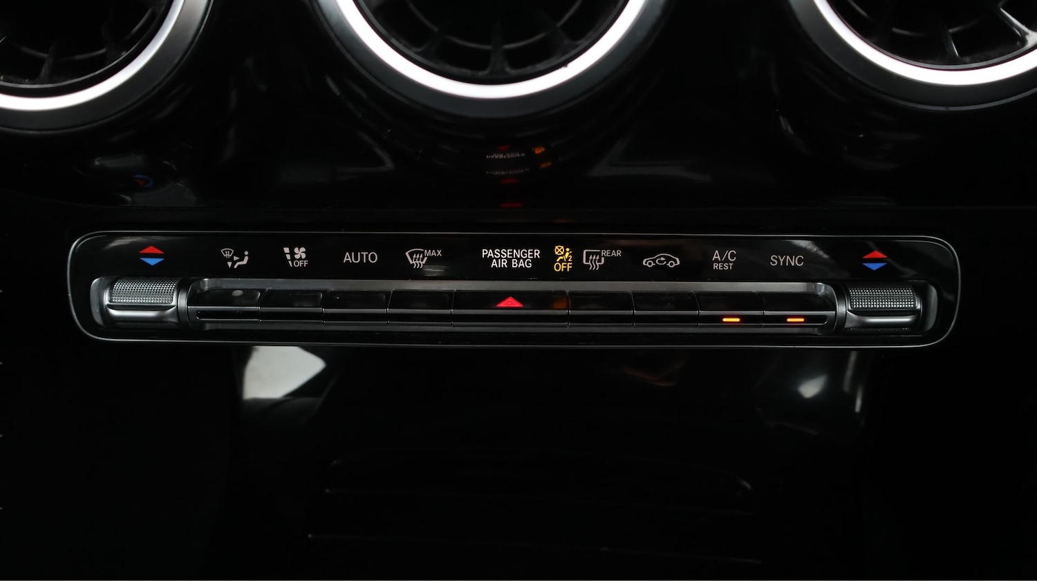 Used Mercedes-Benz A-Class 2019 for sale - 77836293: Photo 12