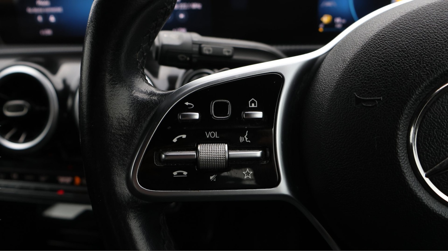 Used Mercedes-Benz A-Class 2019 for sale - 77836293: Photo 20