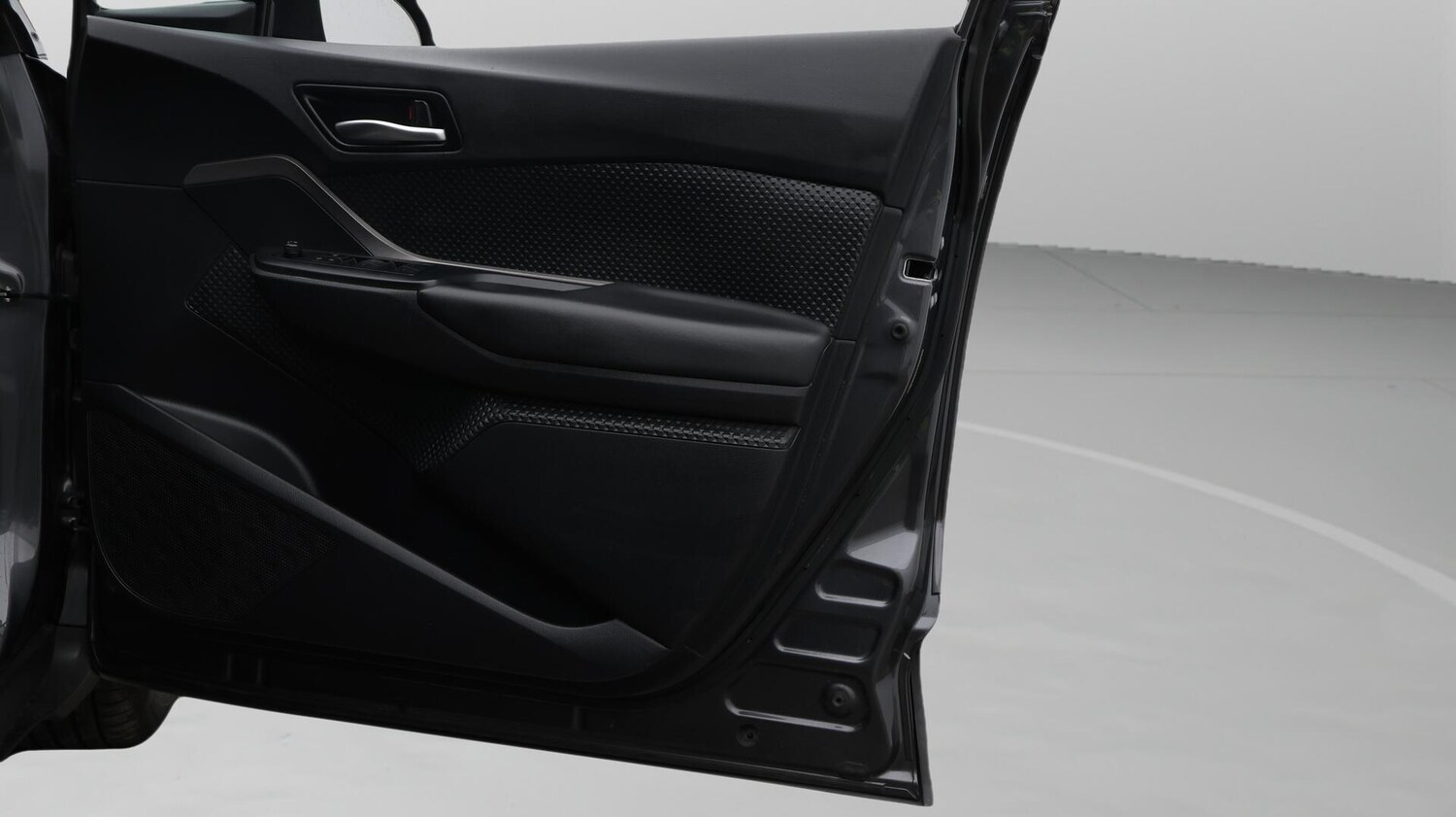 Used Toyota C-HR 2021 for sale - 76388328: Photo 16