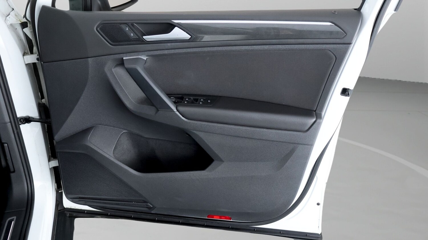 Used Volkswagen Tiguan 2019 for sale - 77363853: Photo 14