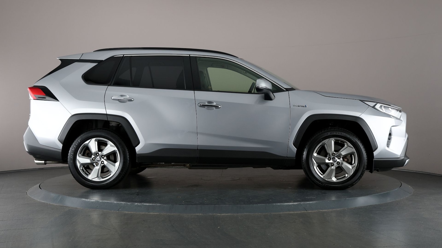 Used Toyota RAV4 2020 for sale - 76815503: Photo 57