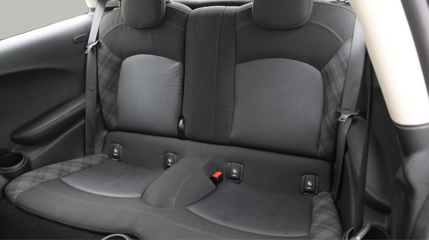 Used MINI Hatch 2018 for sale - 76431940: Photo 17