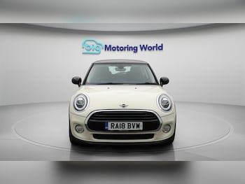 Used MINI Hatch 2018 for sale - 76431940: Photo