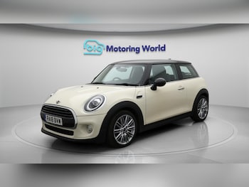 Used MINI Hatch 2018 for sale - 76431940: Photo