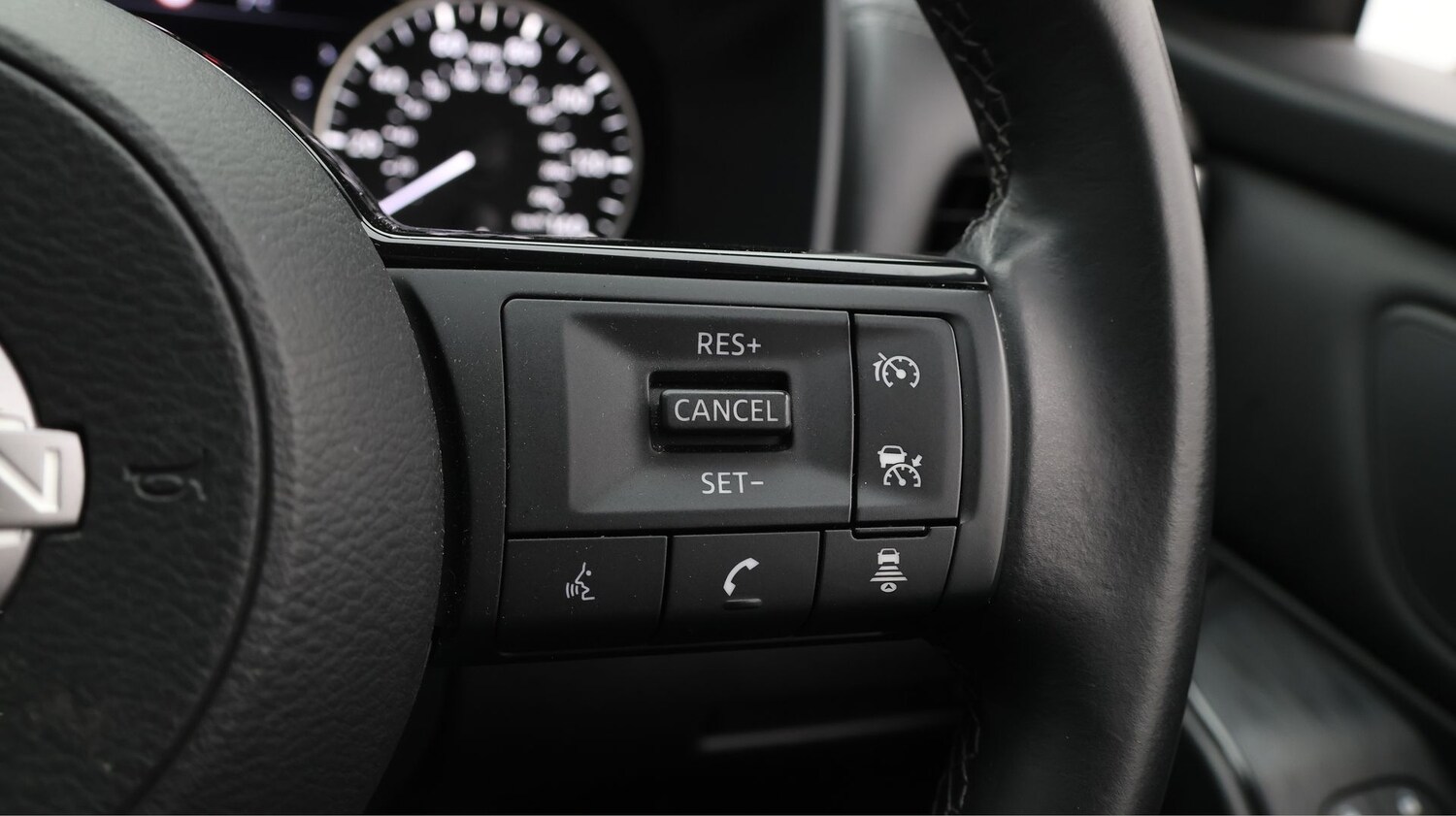 Used Nissan Qashqai 2023 for sale - 77813006: Photo 25