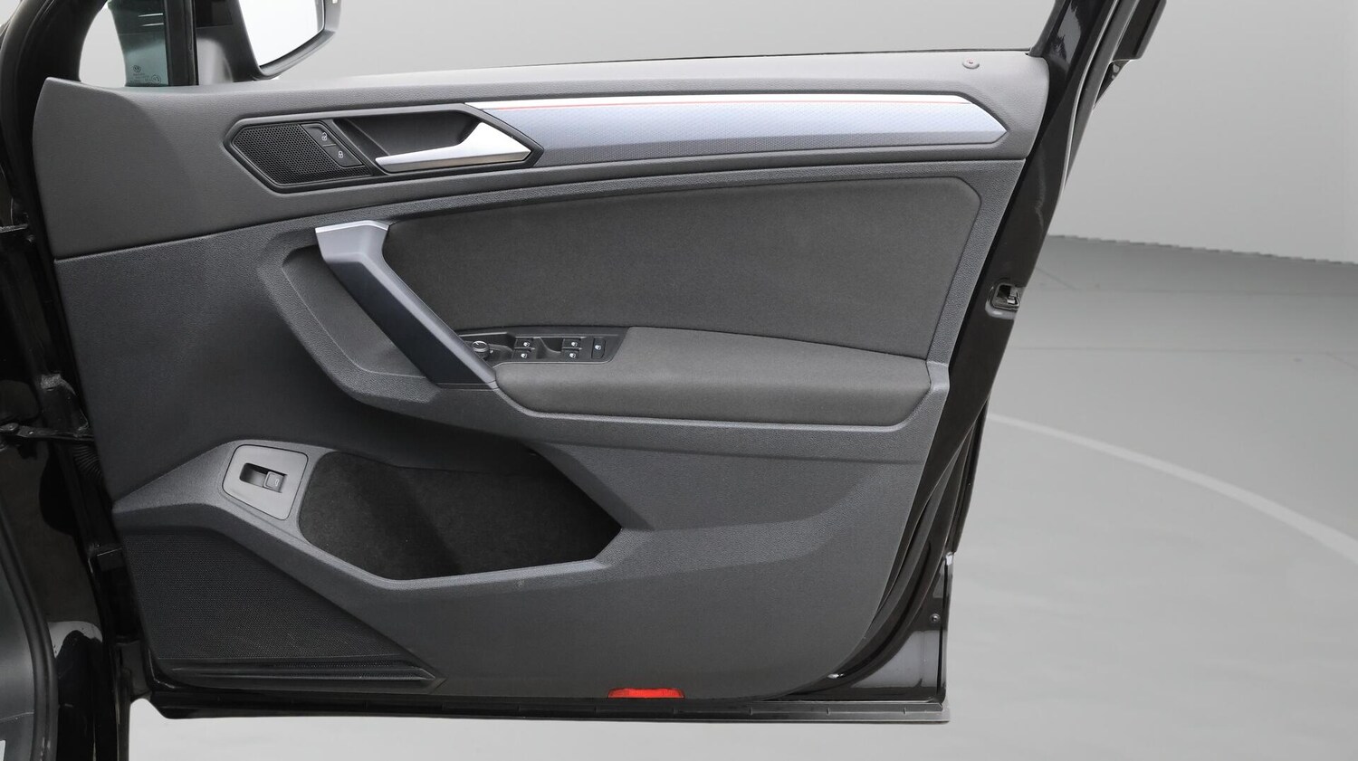 Used Volkswagen Tiguan 2021 for sale - 76260383: Photo 16