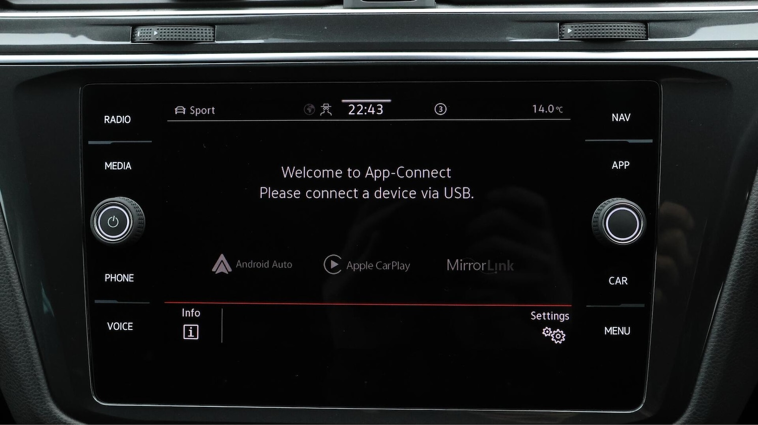 Used Volkswagen Tiguan 2021 for sale - 76260383: Photo 26